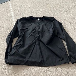 Athleta windbreaker pullover Size L